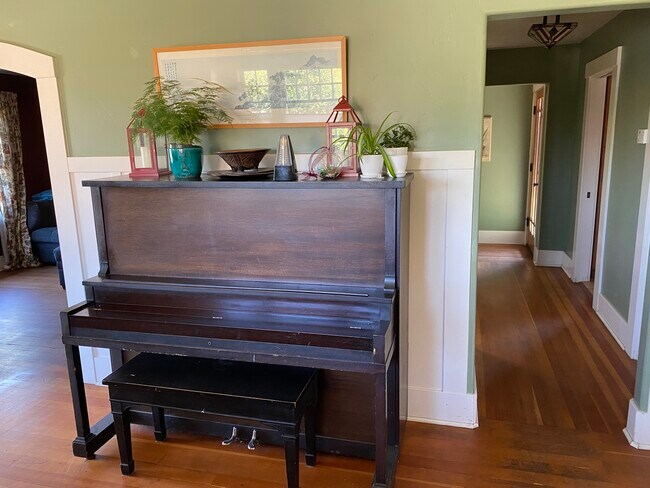 Piano 1914 - 130 Anthony St