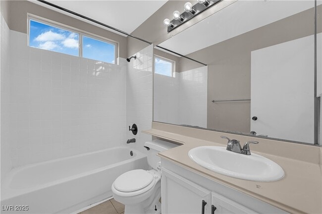 Building Photo - 340 Rancho Del Norte Dr