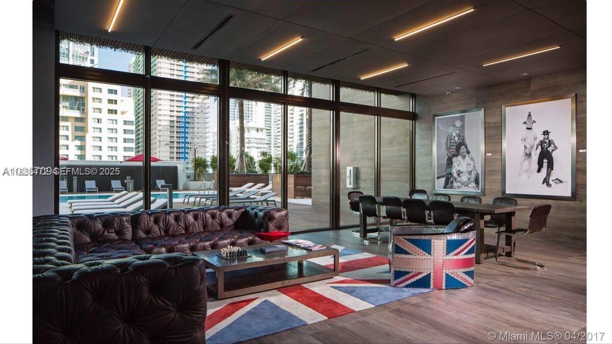 Building Photo - 1080 Brickell Ave