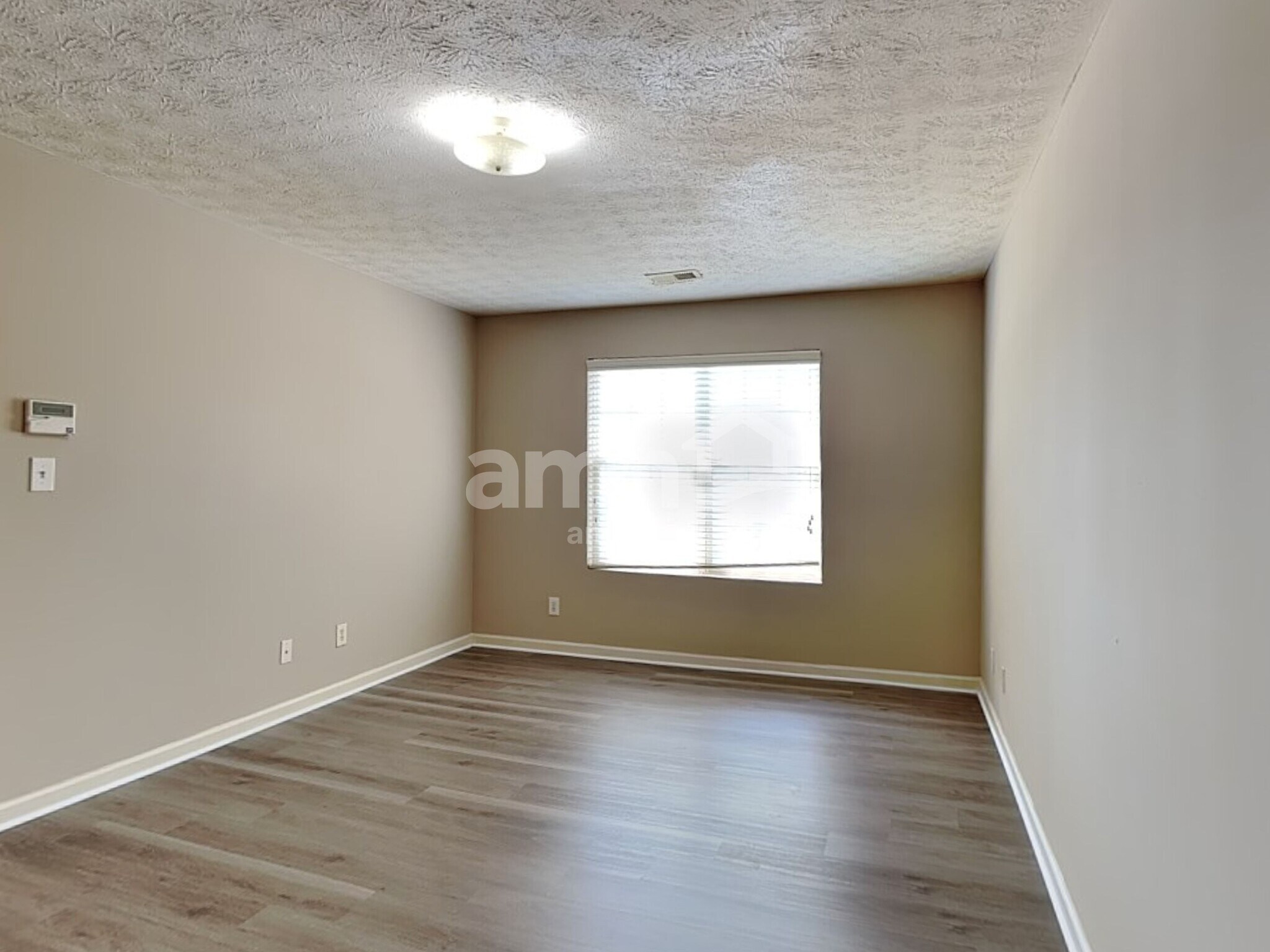 Building Photo - 1030 J Dorothy Pl