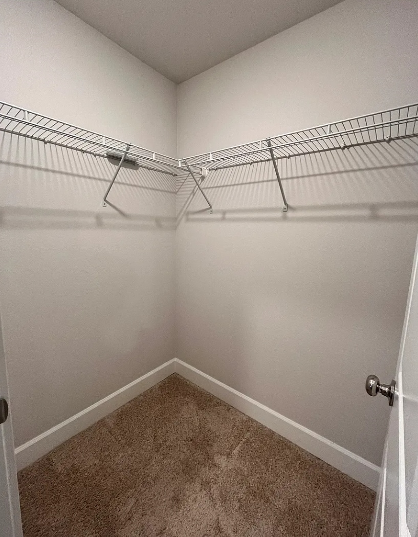 Building Photo - 17009 SW Friendly Ln