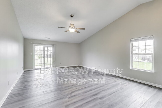Building Photo - 8033 Painted Pony Dr