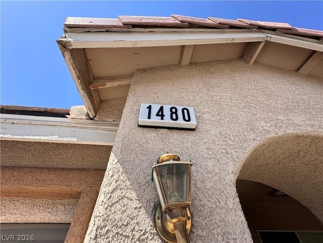 Building Photo - 1480 Amitola Ave
