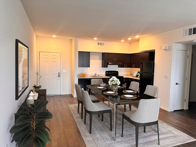 Building Photo - Ascent