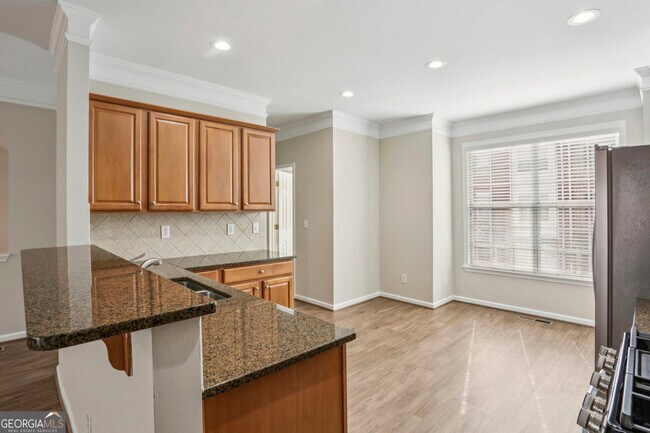 Building Photo - 642 Bernay Way