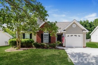 Building Photo - 3871 Range Crest Ct