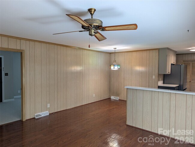 Building Photo - 103 Abingdon Cir