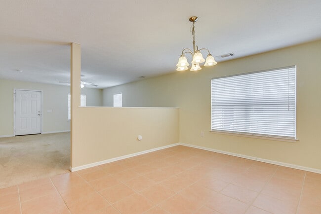 Building Photo - Quaint Three Bedroom Home for Rent in Aiken