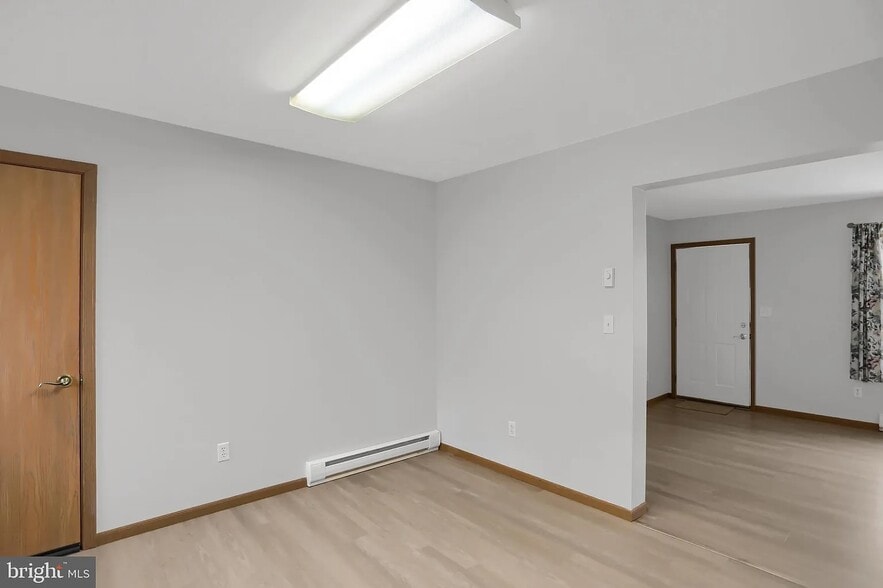 Building Photo - 288 Ghaner Dr