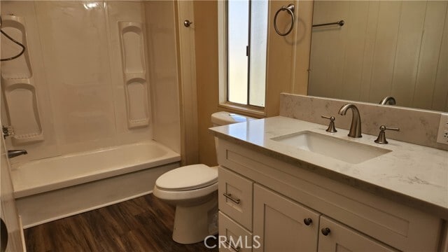 Building Photo - 26102 Bamboo Palm Dr