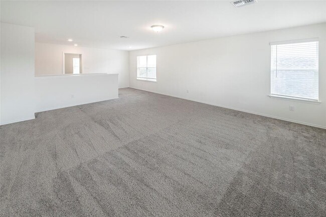 Building Photo - 1101 Arbor Acres Loop