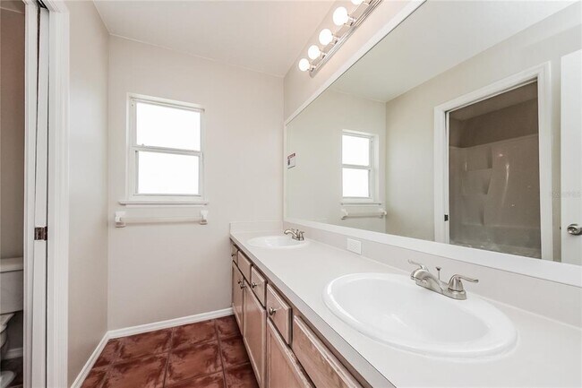 Building Photo - 13247 Canna Lily Dr