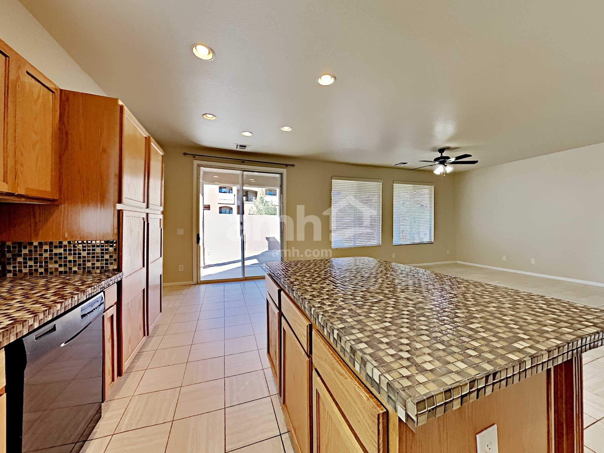 Building Photo - 520 Moses Lake Ct