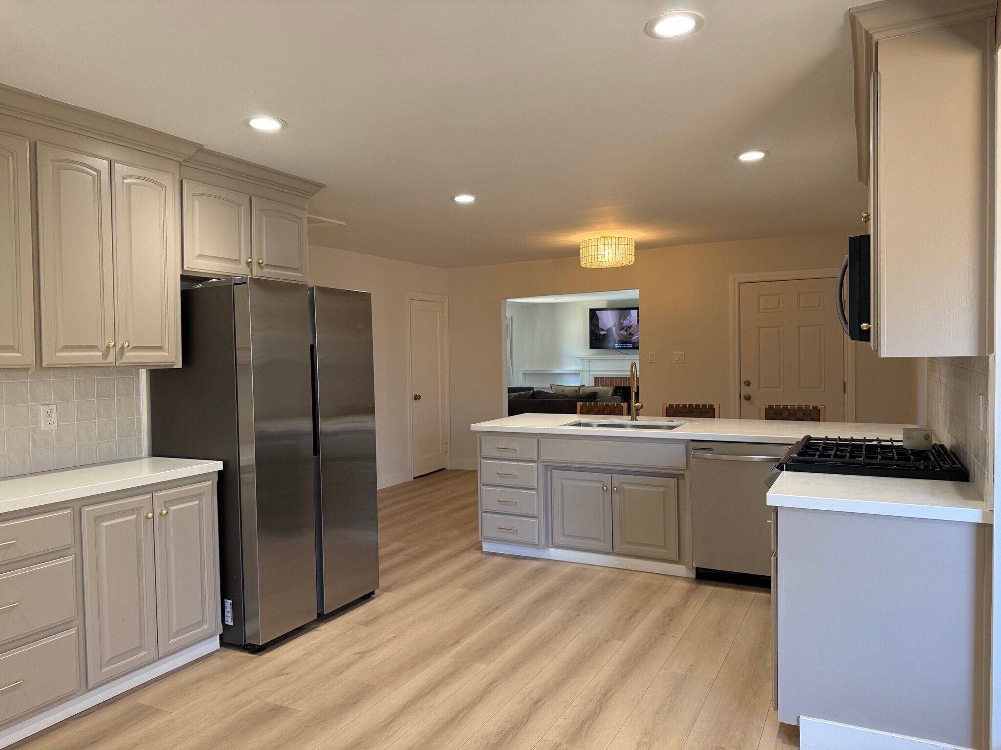 Building Photo - 8 Panoramic Ave