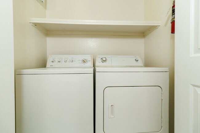 Building Photo - 1821 W Portales Dr