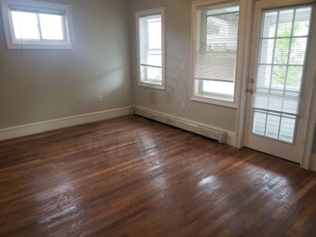 Building Photo - 82 Grant St