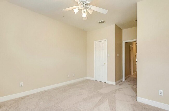 Building Photo - 5715 Sapphire Vista Ln