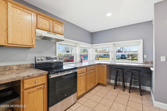 Building Photo - 644 Ocean Ave