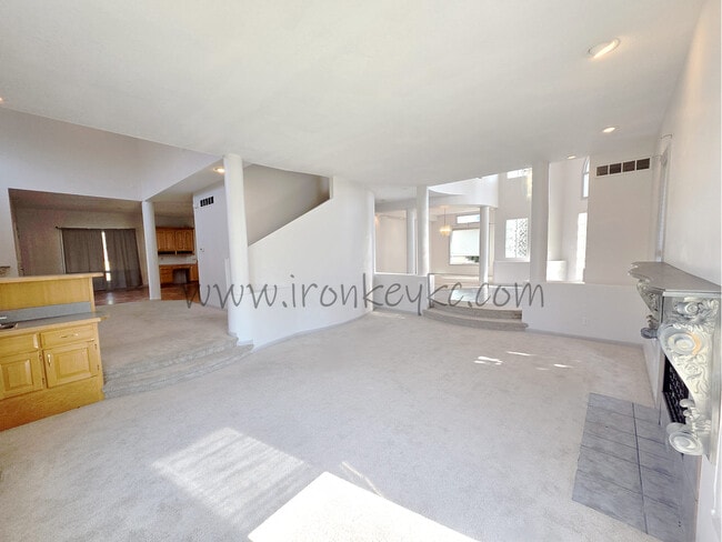 Building Photo - 14112 Windsor St