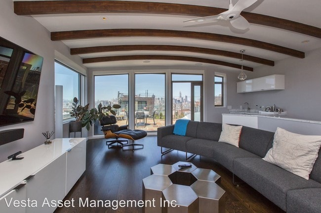 Building Photo - 2311 19th St