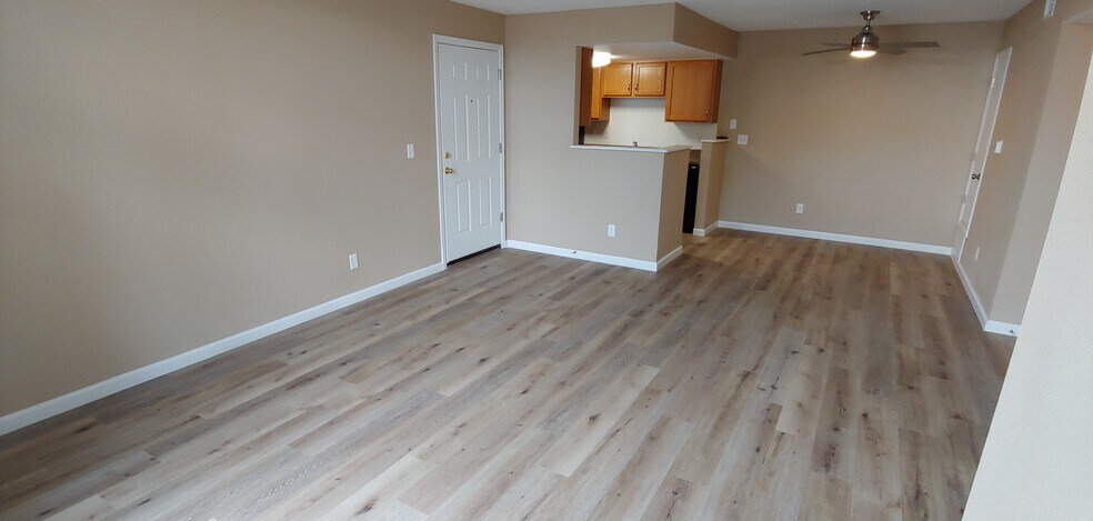 Building Photo - 18404 E Kepner Pl