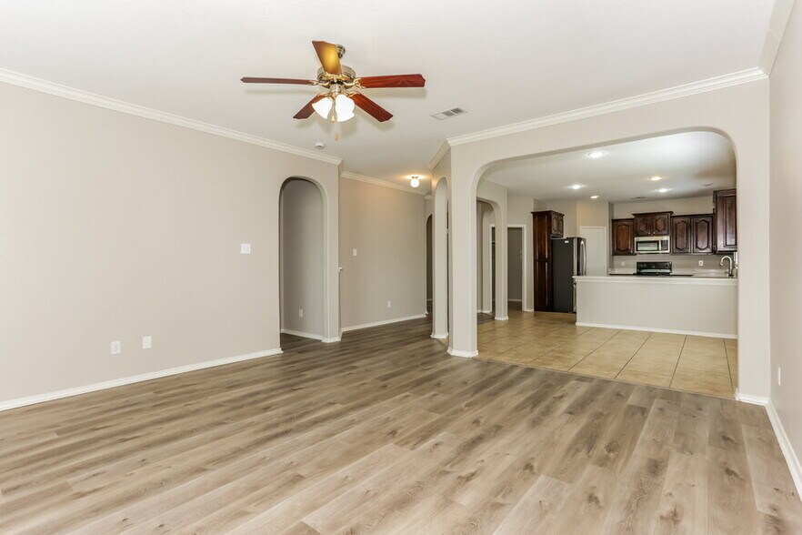 Building Photo - 1124 Kielder Cir