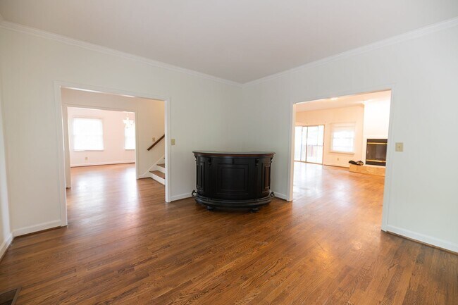 Building Photo - 4916 Gold Crest Dr