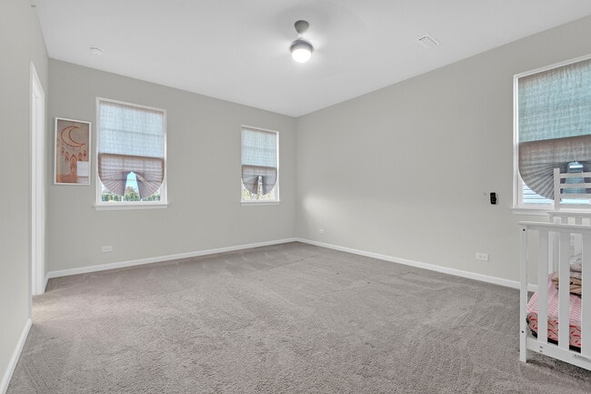 Building Photo - 780 Weller Dr