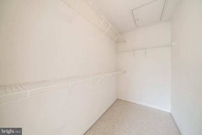 Building Photo - 13024 Cabin Creek Rd