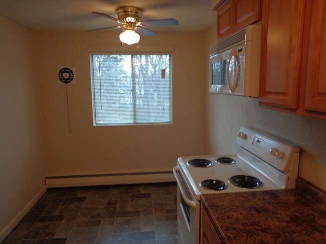 Hunt Club Apartments - Media, PA | Apartment Finder