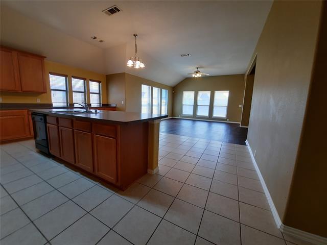 Building Photo - 2209 Rockport Dr