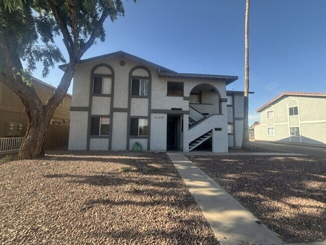 Building Photo - 3128 E Cicero St