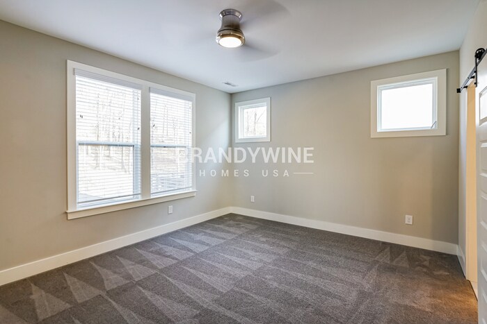 Building Photo - 563 Tulip Grove Rd