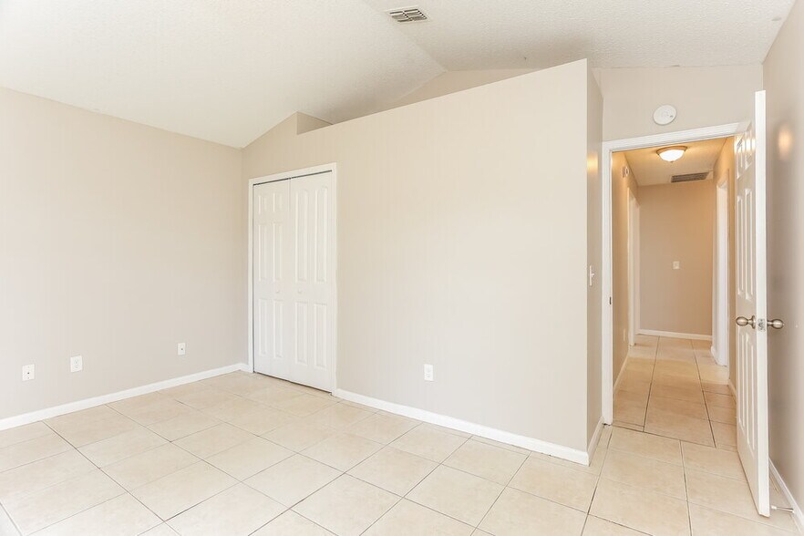 Building Photo - 2222 Thomas Lynch Ct