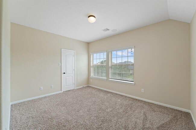 Building Photo - 29022 Crystal Rose Ln