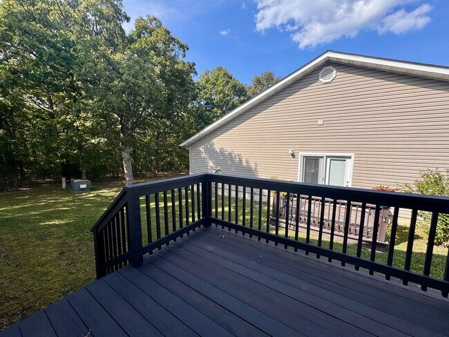 Building Photo - 22585 Hollow Oak Ln