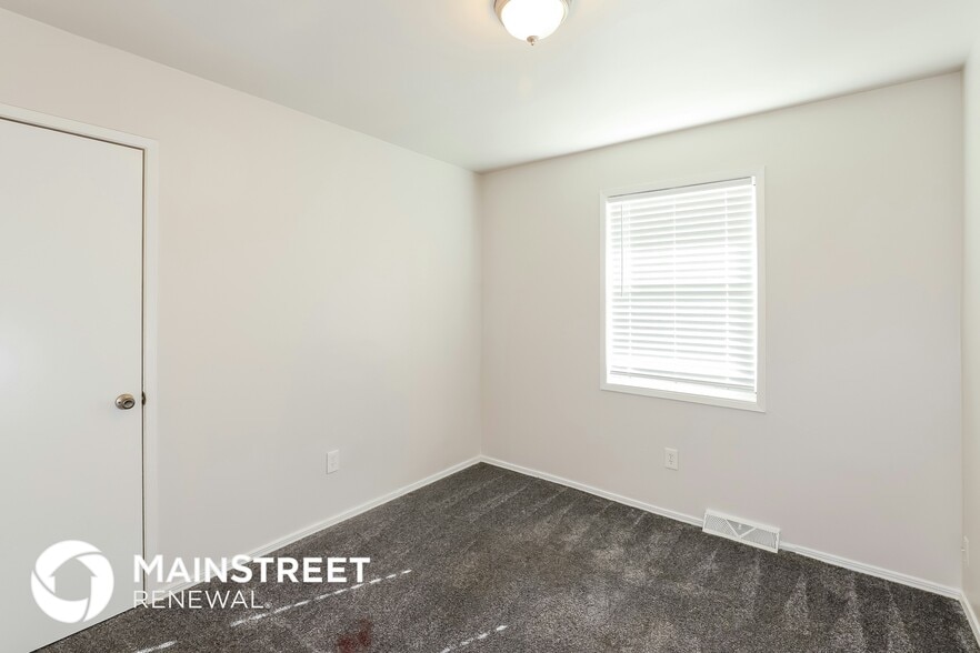 Building Photo - 1400 NW 66 Terrace