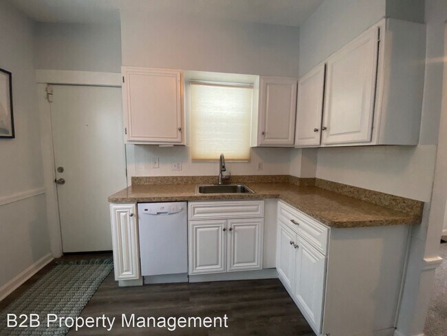 Building Photo - 3 br, 1 bath House - 12028 Wade Park Ave.
