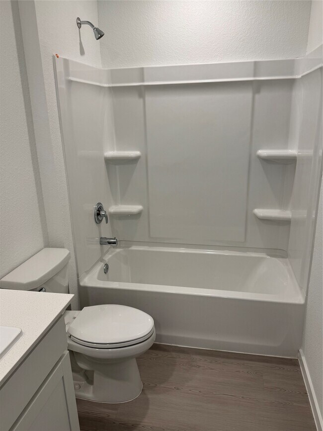 Building Photo - 16715 Old Wagon Wy