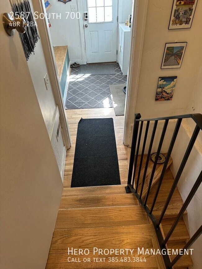 Building Photo - 2587 S 700 E