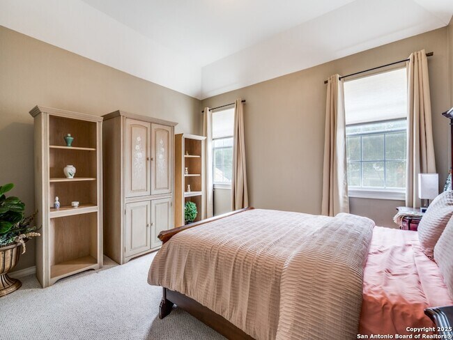 Building Photo - 19114 Autumn Garden