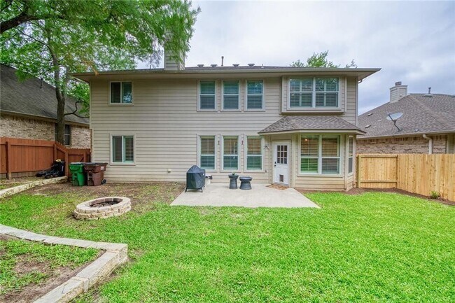 Building Photo - 3735 Harvey Penick Dr