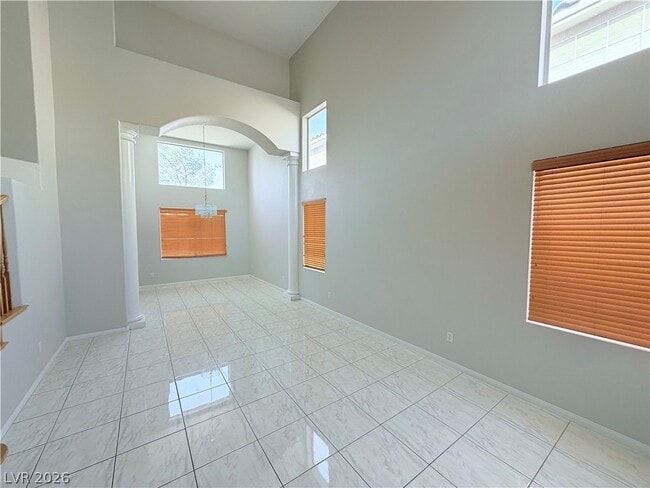 Building Photo - 9347 S Chateau St Jean Dr