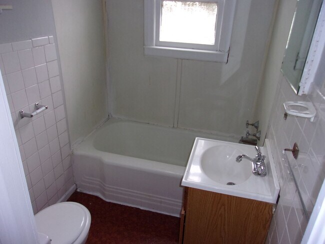 Primary Photo - 328 S Talley Ave