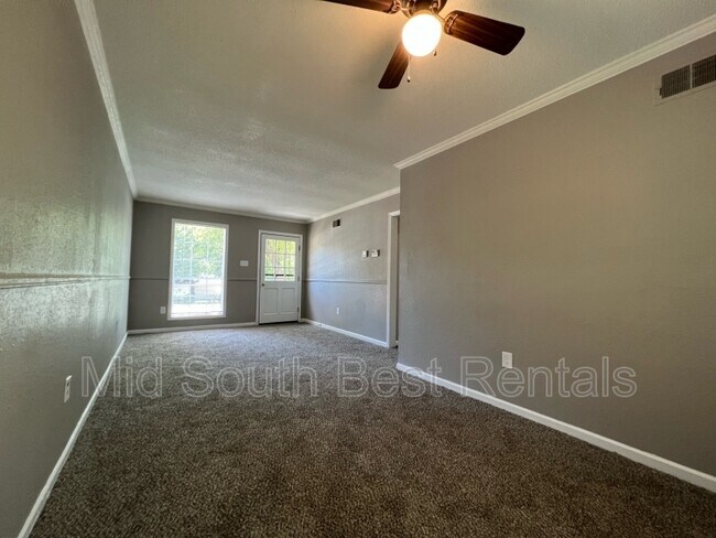 Building Photo - 3057 Audrey Cove