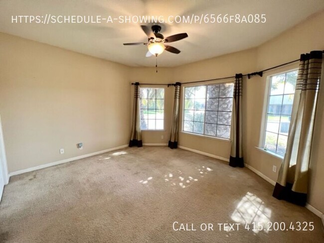 Building Photo - COMING SOON: Beautiful 3 Bedroom with an O...