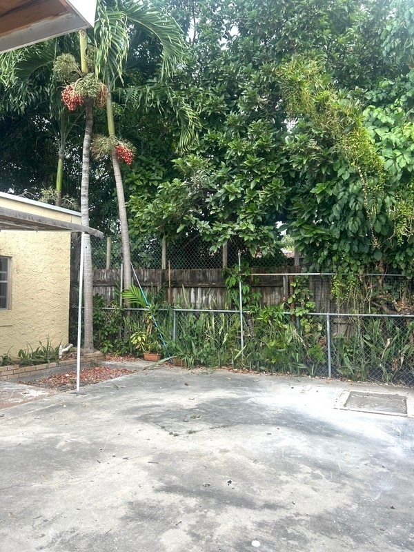 Building Photo - 485 NW 25th Ct