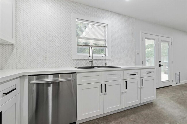Building Photo - 3809 Haleys Way
