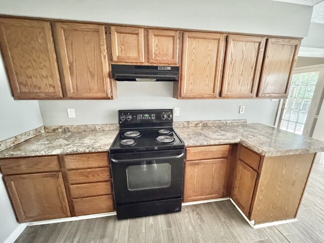 Building Photo - 8415 Woolrich Dr