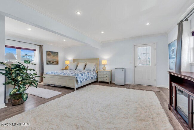 Building Photo - 101 St Louis Ave